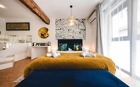 Les Précieuses Suites&Spa I